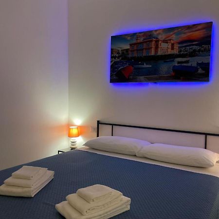 Bari Valona Rooms ภายนอก รูปภาพ