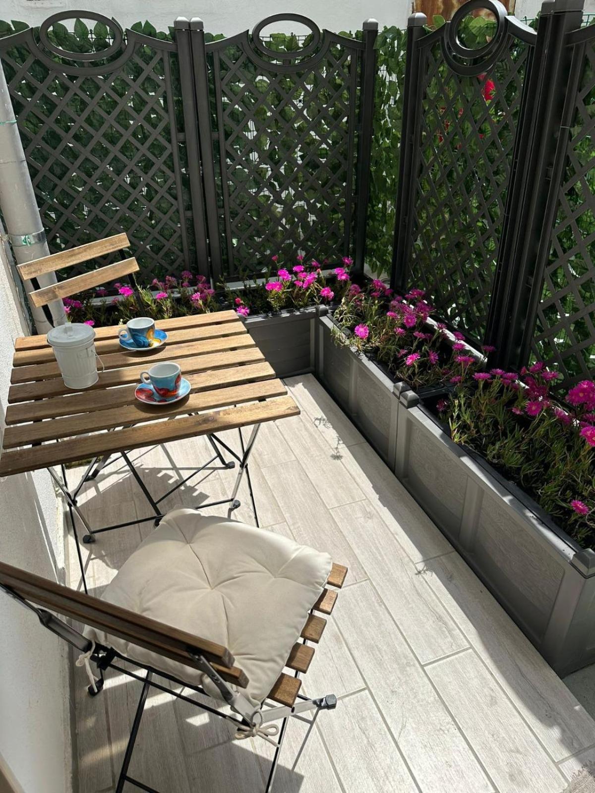 Bari Valona Rooms ภายนอก รูปภาพ