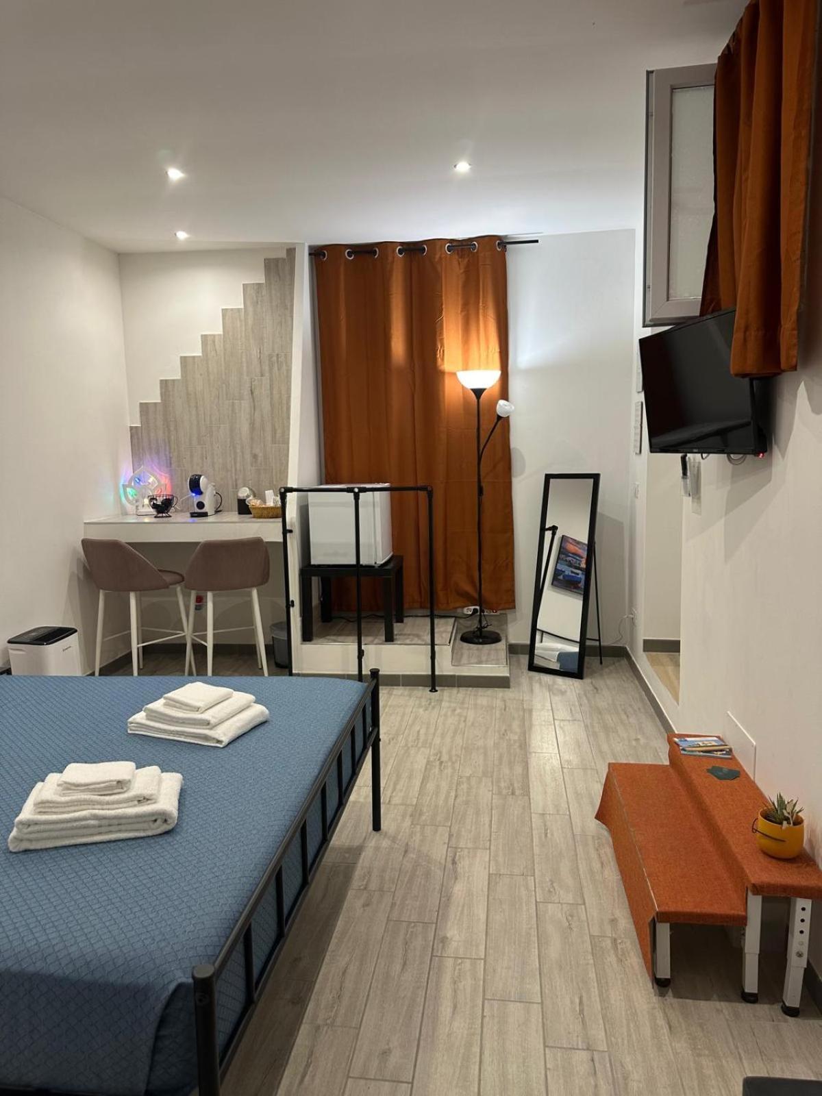 Bari Valona Rooms ภายนอก รูปภาพ